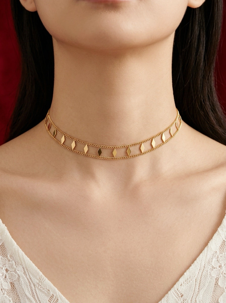 The Diamond-Cut Choker