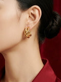 The Interlocked Triple Hoops